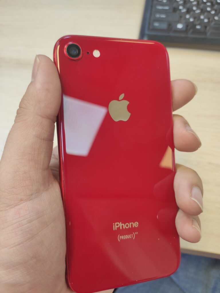 iPhone 8 64 Red- آیفون ۸ قرمز