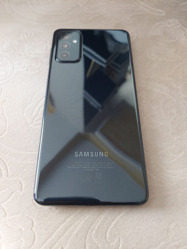 سامسونگ Galaxy M52 5G با حافظهٔ ۱۲۸ گیگابایت